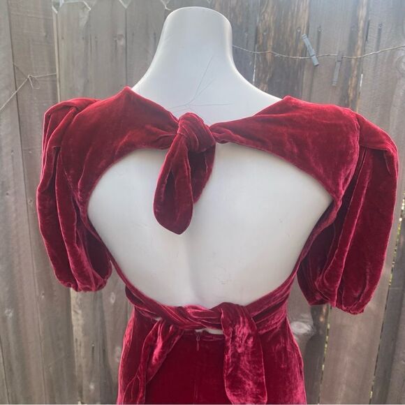 Reformation Livia Open-back Velvet Midi Dress size 0 - Picture 5 of 9